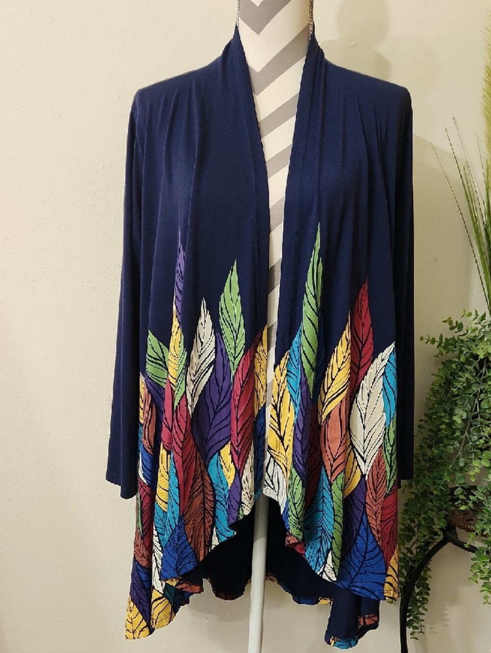 A Walk In The Park Navy Multicolor Feather-Print Open Front Cardigan